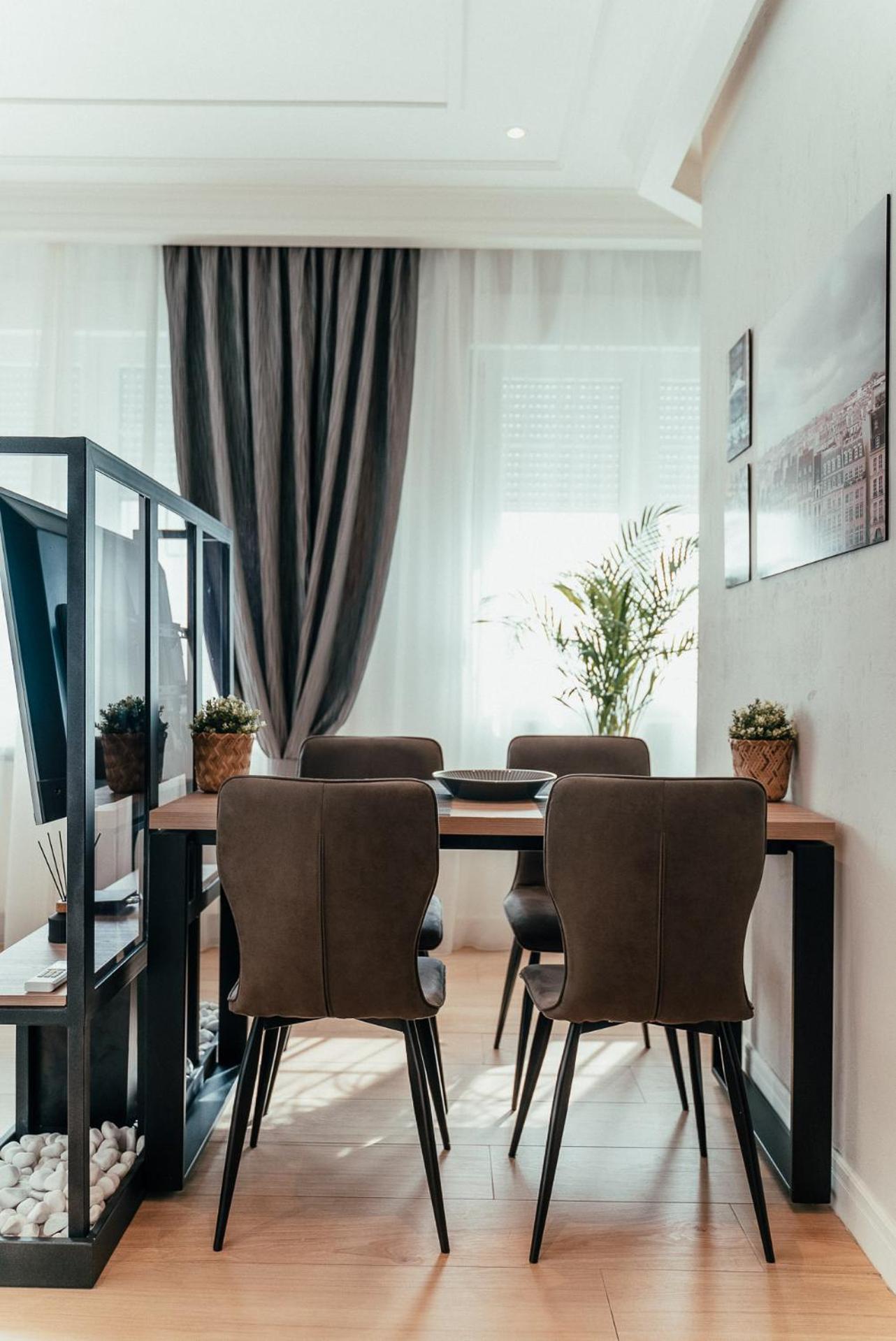 Biarritz Luxury Apartments Belgrad Exteriör bild